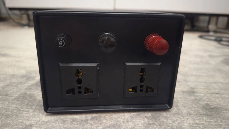 پاور استیشن ۲۰۰۰ وات قابل تعمیر | باتری ۴۸۰Wh | خروجی ۲۲۰V، USB 100W، فندکی و پنل خورشیدی